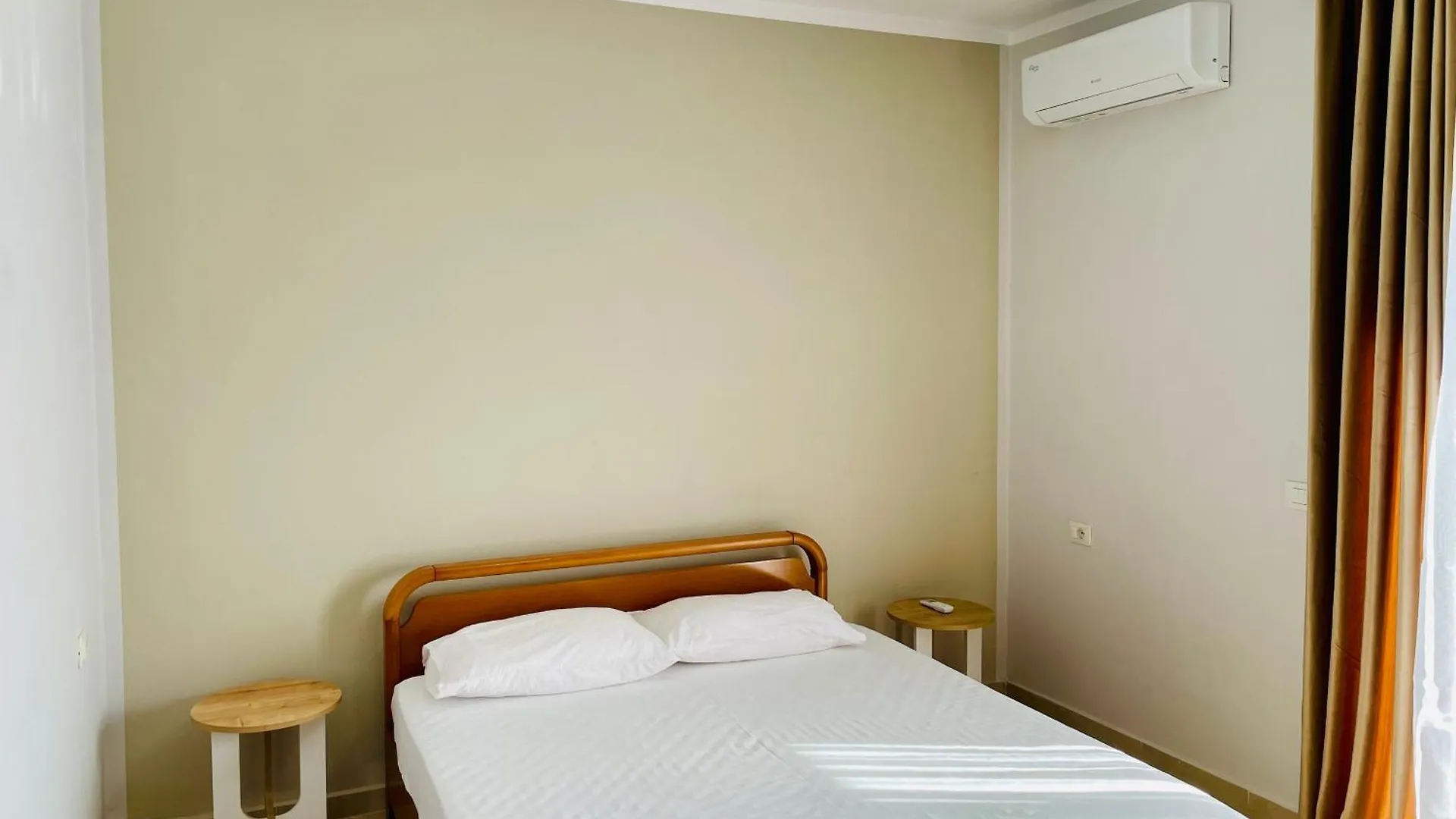 Easysleep City Center ディヴィアーケ